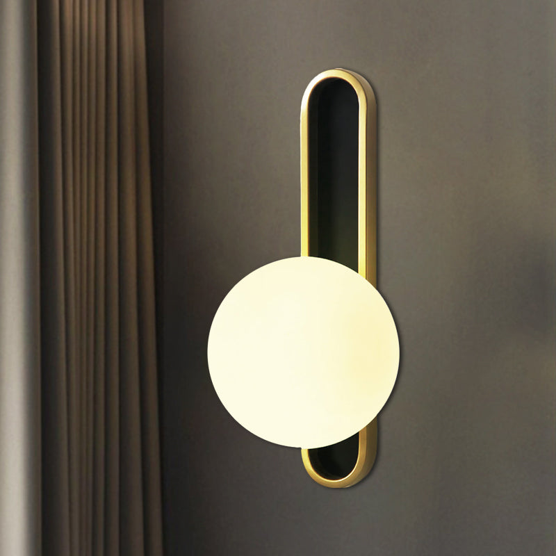 Frendorf | Industrielle Kugel Wandleuchte 1 Licht Klar Dimpled/Weiß Glas Wandschalter Beleuchtung mit rechteckiger Rückplatte