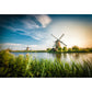 Vollformatfotografie Moderne Wandtapete mit Windmühle und Grasland in Grün