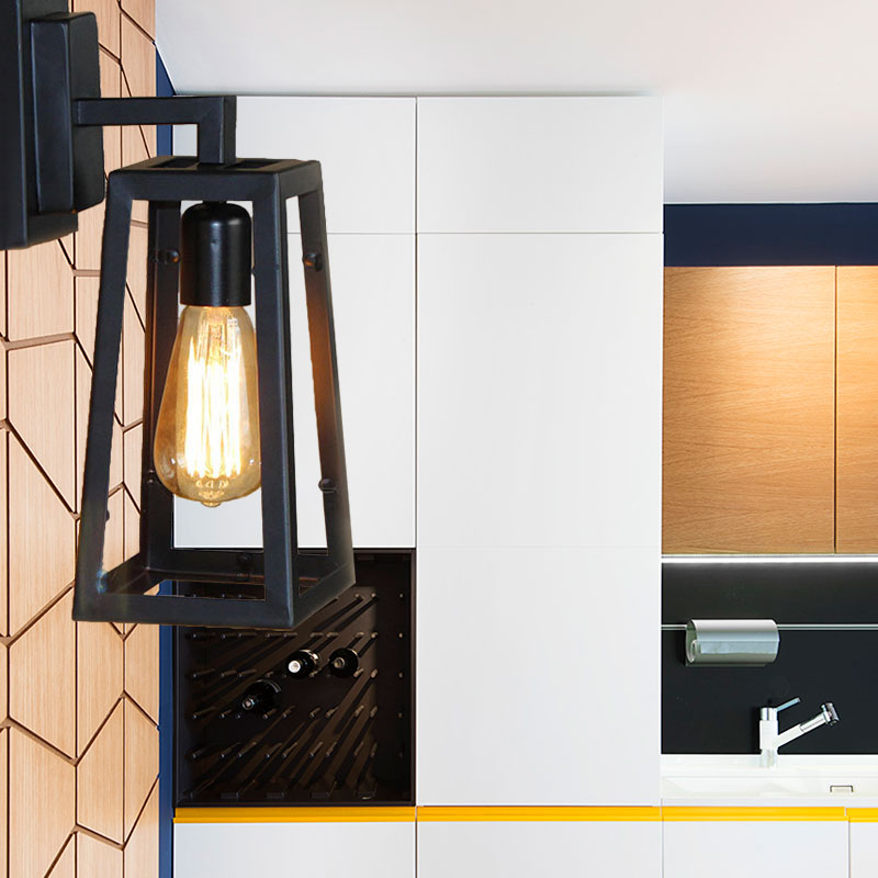 Frendorf | 1 Glühbirne Trapezförmige Käfig Wandlampe Industriell Stilvolles Matt Schwarz Metall Wandmontage Licht für Wohnzimmer