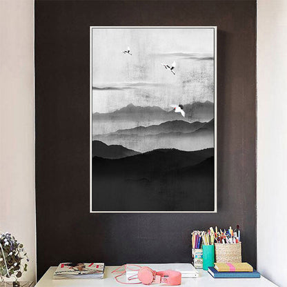Frendorf | Cloudy Mountain View Canvas Art Asiatische Texturierte Wanddekoration in Schwarz für Wohnzimmer
