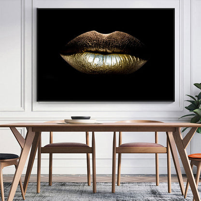 Frendorf | Moderne vrouwen lip wandkunstprint goud-zwart textuur oppervlak canvas voor de eetkamer