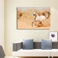 Frendorf | Fotografie Moderne Canvas Muurkunst met Rennend Paardpatroon in Donkere Kleur voor Kamer