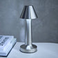 Frendorf | LumiCone - Schlanke konische moderne Tischlampe