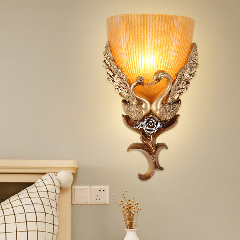 Frendorf | Hars Eend Wandverlichting Ideeën Klassieke 1 Lampe Schlafzimmer Wandlampe in Gold mit Schale Amber Geriffeltes Glasdach