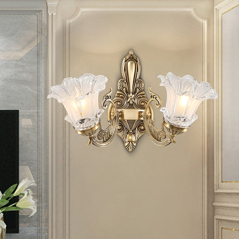 Frendorf | Messing 1/2 Glühbirnen Wandleuchte Landhaus Klar Gerippt Glas Blumenform Wandmontierte Lampe