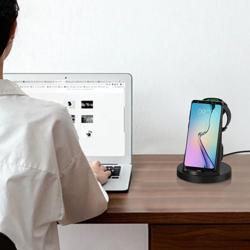 Samsung 3-in-1-Ständer zum drahtlosen Schnellladen