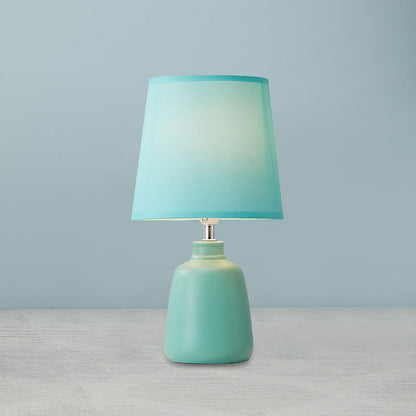 Stoff Schmal zulaufende Nachttischlampe Nordisch 1 Licht Tischlampe mit Vase Keramikbasis in Pink/Blau/Grün