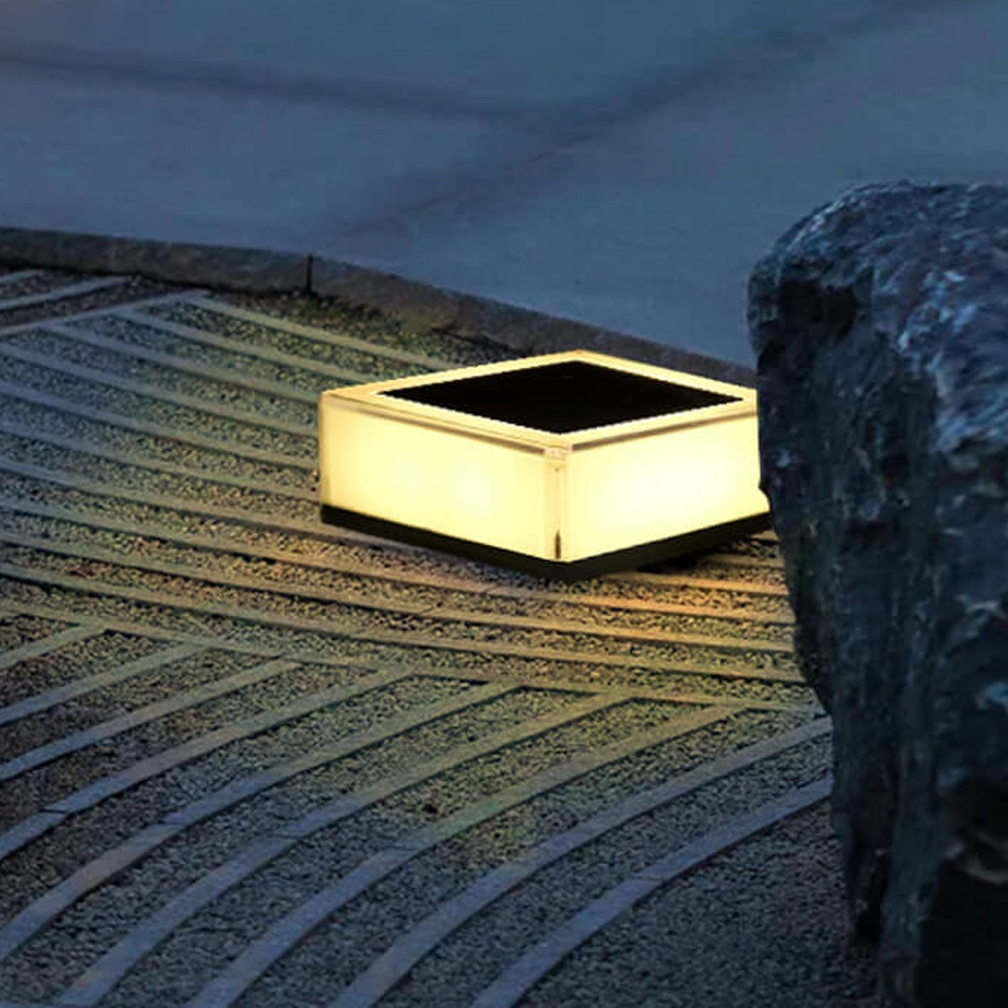 Frendorf | SolarAura RGB Solarleuchte für Außenbereiche | Moderne Gartenbeleuchtung | RGB & Warmweiß | Umweltschonend
