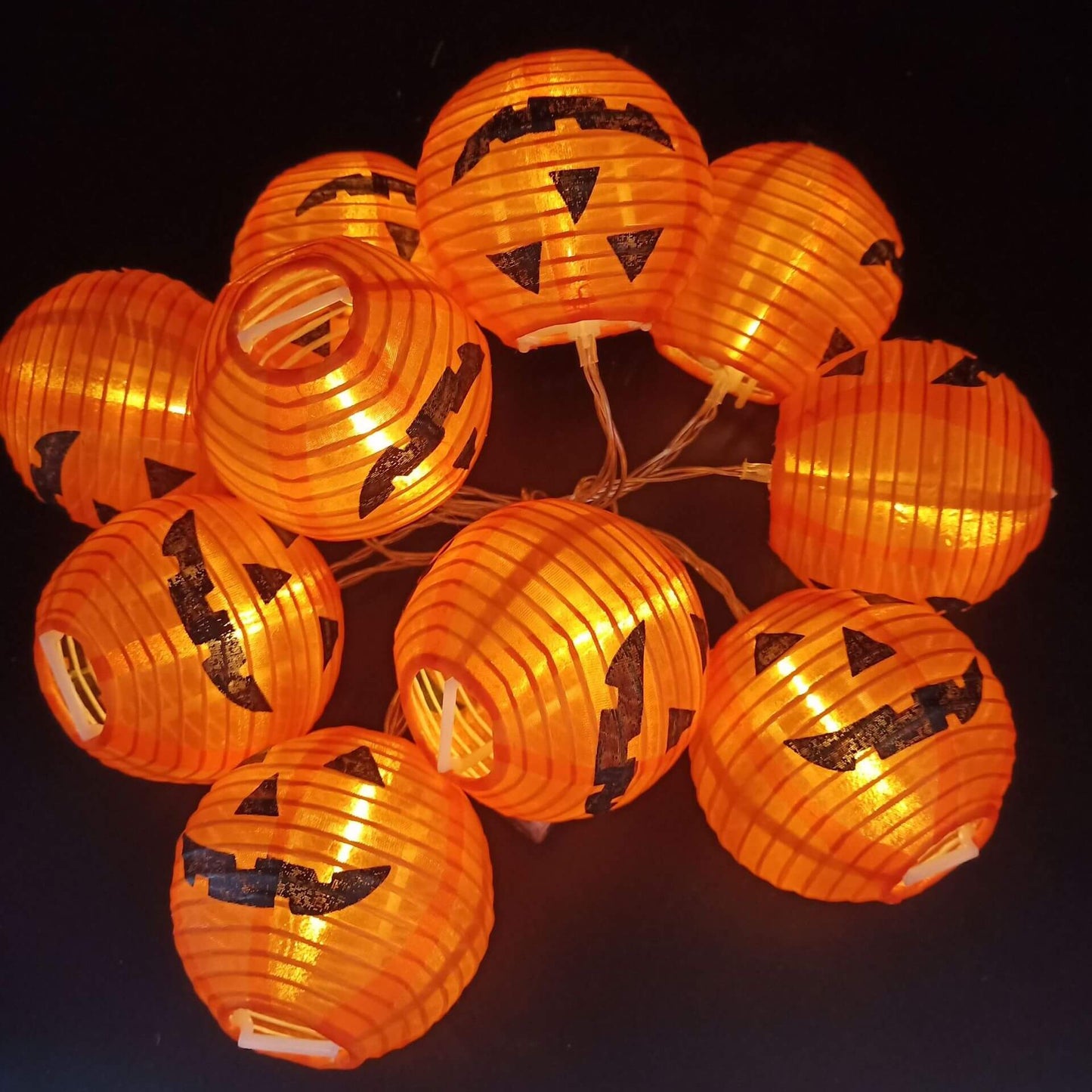 Frendorf | PumpkinGlow Halloween LED Lichterkette | Kürbis Design | Wasserdicht & Outdoor Deko