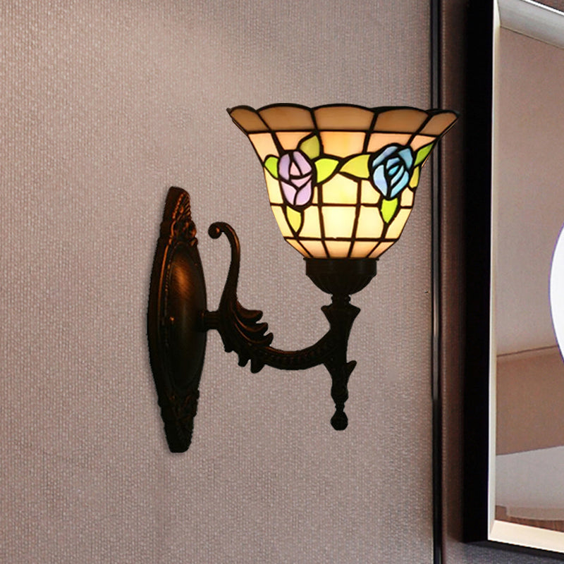 Frendorf | Flared Wandlamp Sconces 1 Bulb Geëtst Glas Tiffany Stijl Wand Gemonteerde Lamp in Rood/Roze/Blauw met Bloemmotief