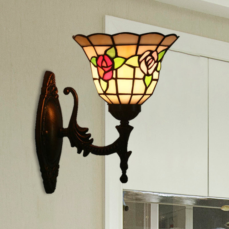 Frendorf | Flared Wandlamp Sconces 1 Bulb Geëtst Glas Tiffany Stijl Wand Gemonteerde Lamp in Rood/Roze/Blauw met Bloemmotief