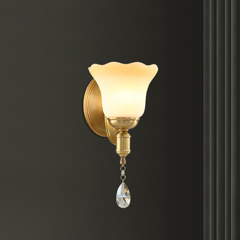Frendorf | Blossom Opake Glas Wandlamp Retro Stijl 1/2-Kop Gouden Wandverlichting Ideeën met Kristal Druppel