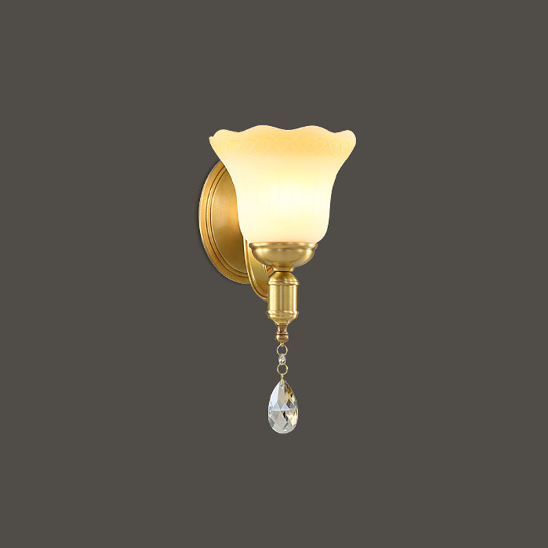 Frendorf | Blossom Opake Glas Wandlamp Retro Stijl 1/2-Kop Gouden Wandverlichting Ideeën met Kristal Druppel