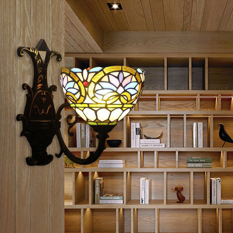 Frendorf | 1 Licht Kogellamp Wandlamp Victoriaans Gevelde Glas Op/Omlaag Wandverlichting met Gebogen Arm in Messing