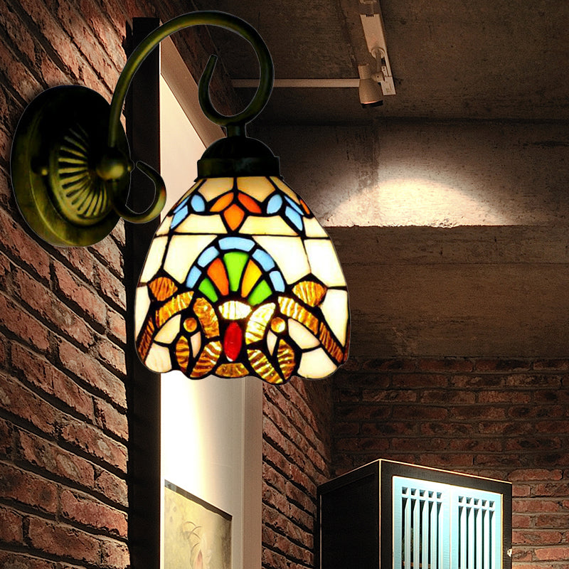 Frendorf | Dome Wandverlichting met Blauwe / Bruine Glazen Schaduw Victoriaanse Stijl 1 Licht Mini Wandlamp in Messing Afwerking