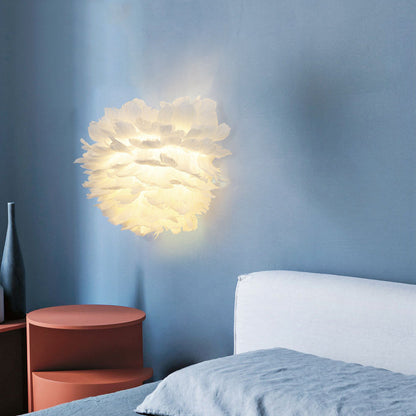 Frendorf | Feder Globus Wandleuchte Moderne Romantische Wandlampe in Weiß für Erwachsenen Schlafzimmer Treppe