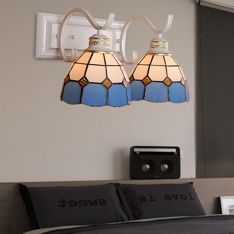 Frendorf | 2 Lichter Gewölbte Wandlampenleuchte Mediterrane Buntglas Vanitätsleuchte in Weiß/Schwarz für das Badezimmer
