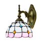 Frendorf | Buntglas-Dom-Wandlichtarmatur mit farbenfrohem Perlen-Tiffany 1 Kopf Wandleuchte in Pink/Orange/Grün/Blau