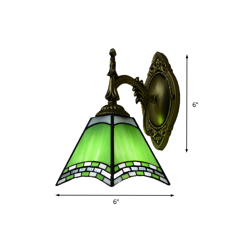 Frendorf | Tiffany Pyramide Wandlamp Gestraald Glas 1 Licht Wandverlichting in Groen/Blauw/Geel voor Slaapkamer