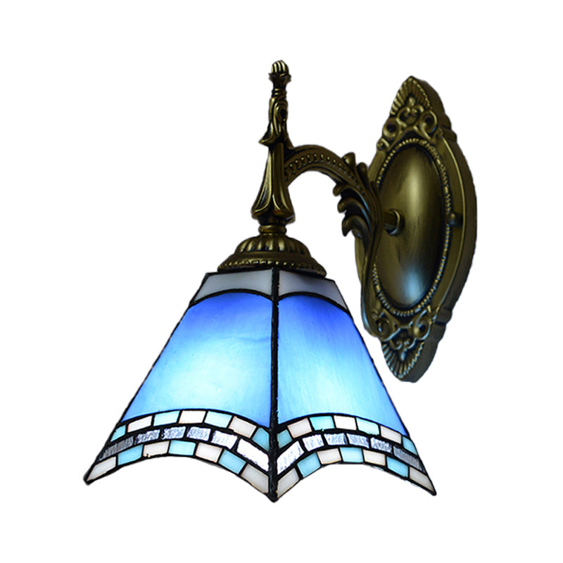 Frendorf | Tiffany Pyramide Wandlamp Gestraald Glas 1 Licht Wandverlichting in Groen/Blauw/Geel voor Slaapkamer