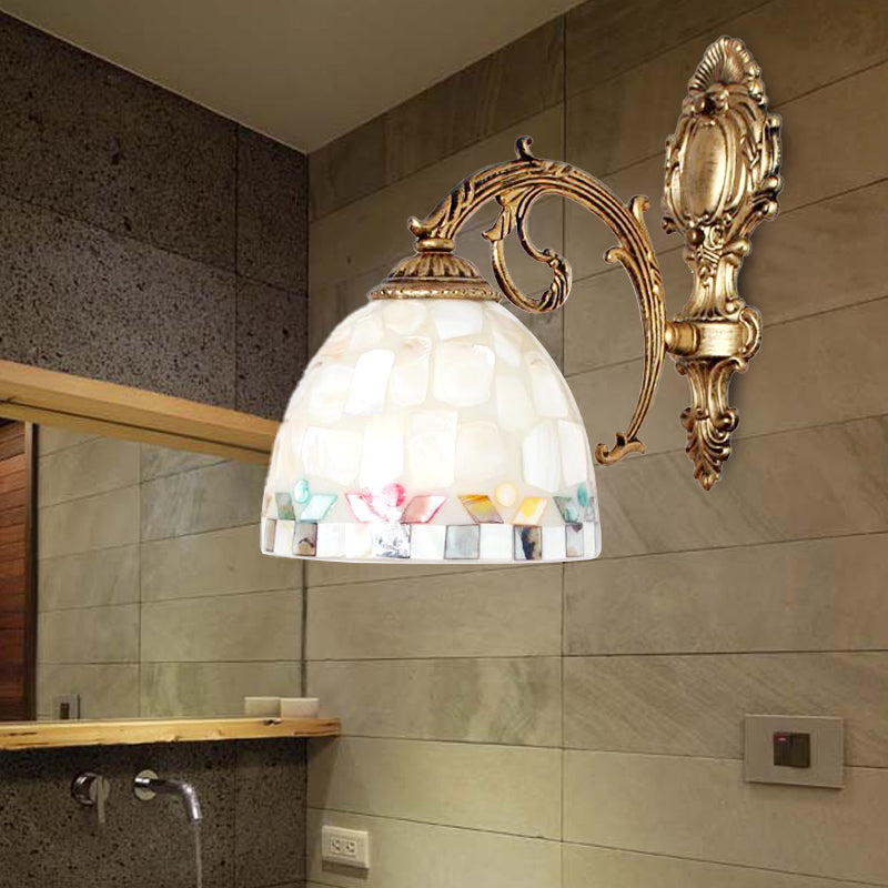 Frendorf | 1 Licht Wandleuchte mit Beige/Weiß-Grau/Gelb-Blau Schirm Tiffany Mosaik Muschel Wandleuchte aus Messing für das Schlafzimmer