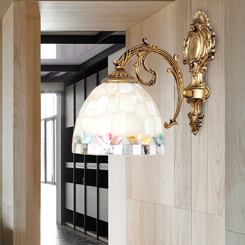 Frendorf | 1 Licht Wandleuchte mit Beige/Weiß-Grau/Gelb-Blau Schirm Tiffany Mosaik Muschel Wandleuchte aus Messing für das Schlafzimmer