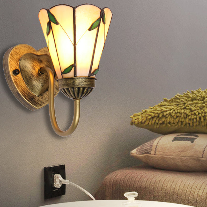 Frendorf | Lily Beige Glass Wandlamp Fixture Tiffany 1 Head Wit/Blauw/Antiek Messing Wandverlichting voor Slaapkamer