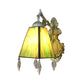 Frendorf | Geometrische Wandlamp Tiffany-Stil Buntglas 1 Licht Wandlamp Armatur mit Blattanhänger in Bernstein/Grün/Klar