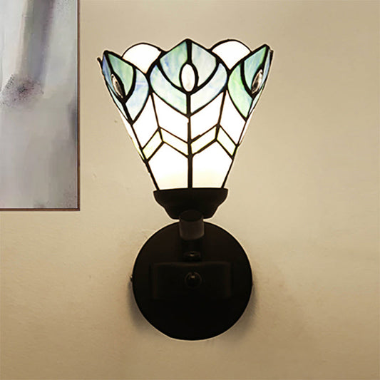 Frendorf | Blauwe Scalloped Wandmontage Fixture met Gebogen/Boogarm Tiffany Stijl Gevelaufschitterend Glas 1 Licht Wandmontage Fixture voor Slaapkamer