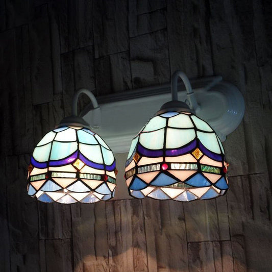 Frendorf | Barock Wandbeleuchtung mit Schalen-Schirm aus Buntglas 2 Köpfe Wandleuchte in Blau für Wohnzimmer