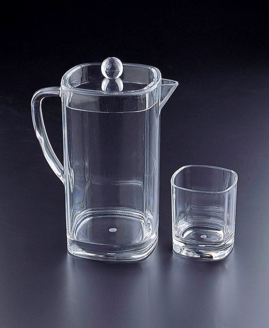 Frendorf | 2-Liter. Quadratischer Krug