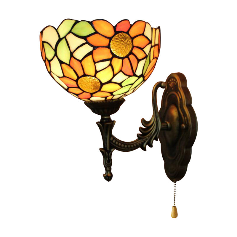 Frendorf | Glas-in-lood Zonnebloem Wandlamp 1 Licht Rustieke Tiffany Wandlamp in Oranje voor Bibliotheek