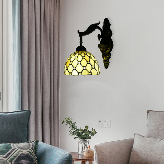 Frendorf | Beige Lattice Dome Wandlamp met Gegraveerde Arm 1 Hoofdtiffany Traditionele Glazen Wandlamp voor Gang