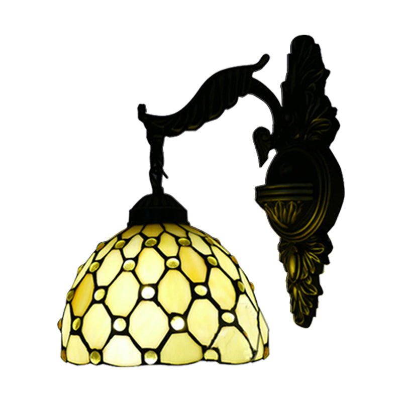 Frendorf | Beige Lattice Dome Wandlamp met Gegraveerde Arm 1 Hoofdtiffany Traditionele Glazen Wandlamp voor Gang
