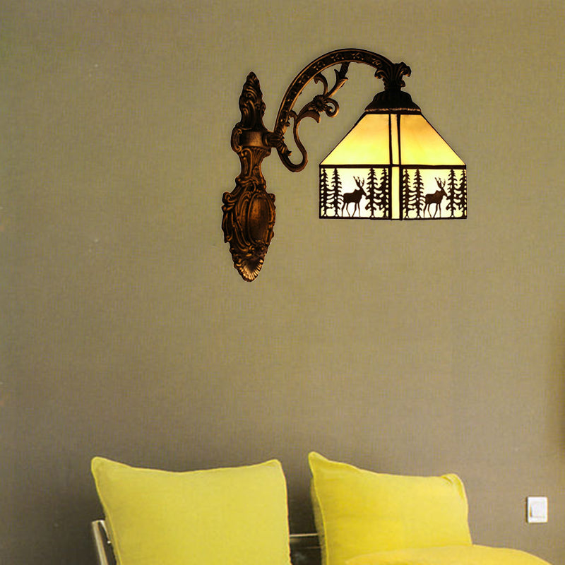 Frendorf | 1 Licht Forest Deer Wandlamp met Lodge Shade Tiffany Rustieke Wandarmatuur in Beige voor Hotel