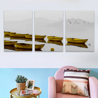 Frendorf | Braune Misty River Boote Leinwand Wandkunst Texturiert Zeitgenössische Wohnzimmer Wanddekoration