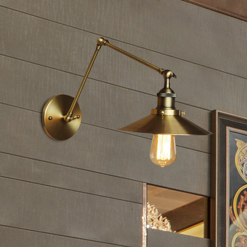 Frendorf | Vintage Stijlvolle Schotel Wandlamp 1 Licht Metaal Wandmontage Lamp met Slingerarm in Messing/Koper