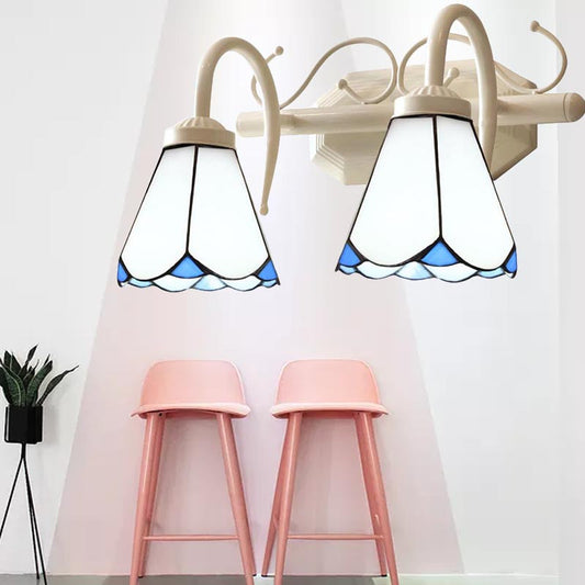 Frendorf | Traditionelle Cone Wandbeleuchtung mit gebogenem Arm Weißglas 2/3 Lichter Wandleuchte für Badezimmer