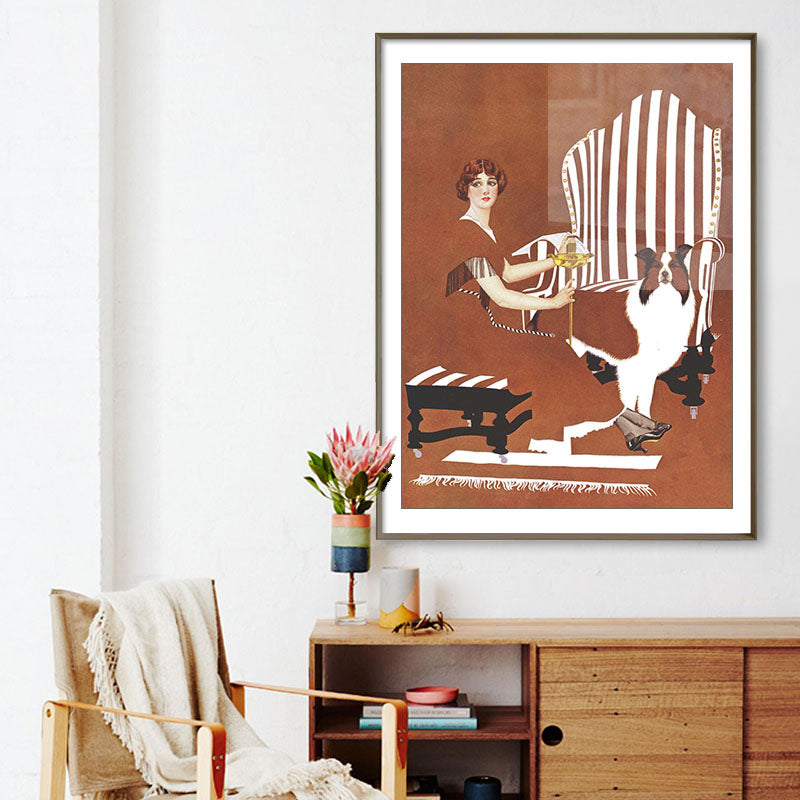 Frendorf | Braune traditionelle Kunstdruckillustration Hausfrau und ihr Hund Zeichnung Leinwand für Zuhause