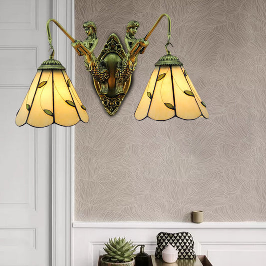 Frendorf | Lily Beige Glas Wandleuchte Tiffany 2 Köpfe Messing Wandmontierte Lampe mit Meerjungfrauen-Rückplatte