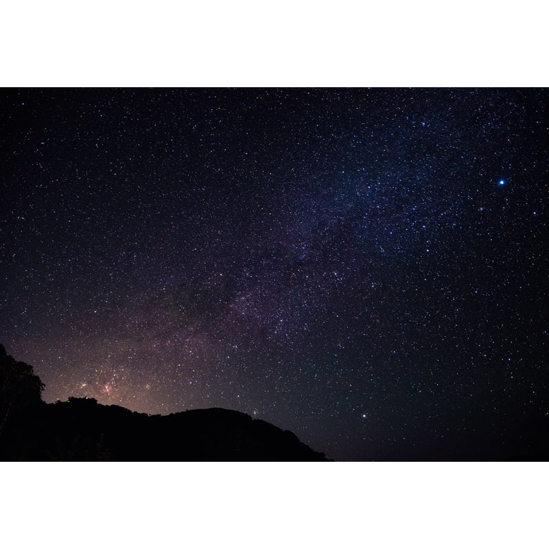 Frendorf | Berg und Nacht Sterne Wandtattoo Schwarz-Blau Zeitgenössische Wanddekoration für das Wohnzimmer