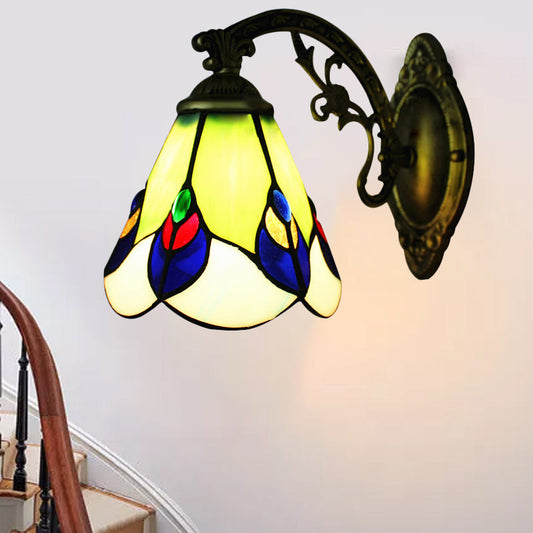 Frendorf | Antieke Tiffany Groene Wandlamp Pauw 1 Peertje Gehard Glas Wandlicht voor Slaapkamer Verlichting