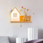 Frendorf | Hout 1 Licht Wandlamp Nordic Melkglas Spiraal/Cilinder/Huis Wandmontage Verlichtingsarmatuur met Duidelijke Glazen Vaasje