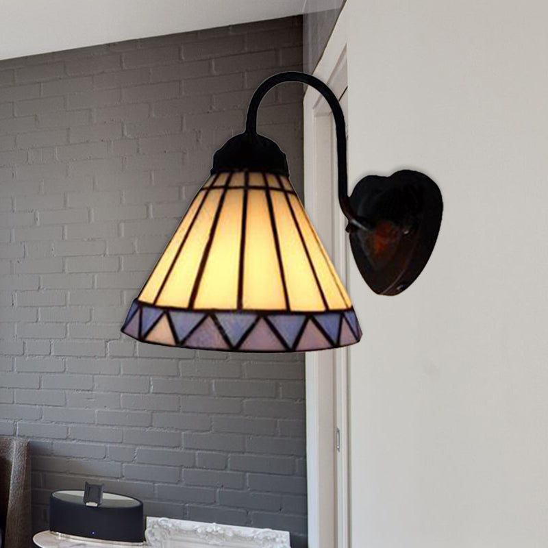 Frendorf | Cone Wandlamp Tiffany Blauw-Wit Glas 1 Hoofd Zwarte Sconces Verlichting voor Slaapkamer