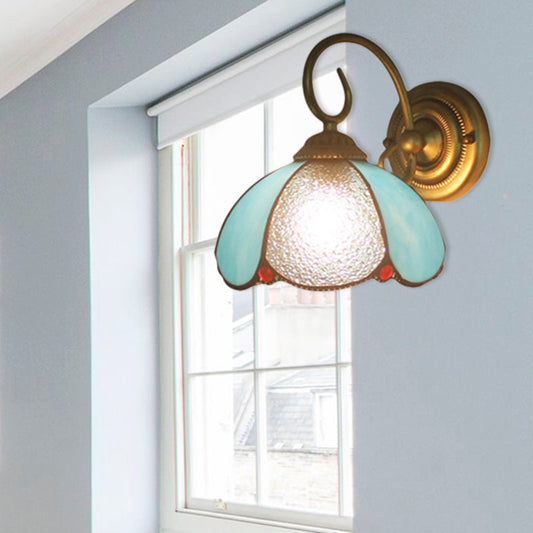 Frendorf | Tiffany Blütenförmige Wandleuchte mit gebogenem Arm 1 Licht Glas Wandlampe in Blau für das Arbeitszimmer