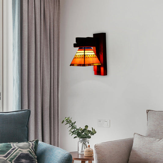 Frendorf | Tiffany Traditionele Oranje Wandlamp Ambachtsman 1 Lamp Gehard Glas Wandlamp voor Slaapkamer