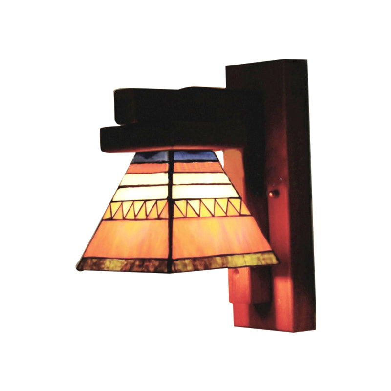Frendorf | Tiffany Traditionele Oranje Wandlamp Ambachtsman 1 Lamp Gehard Glas Wandlamp voor Slaapkamer