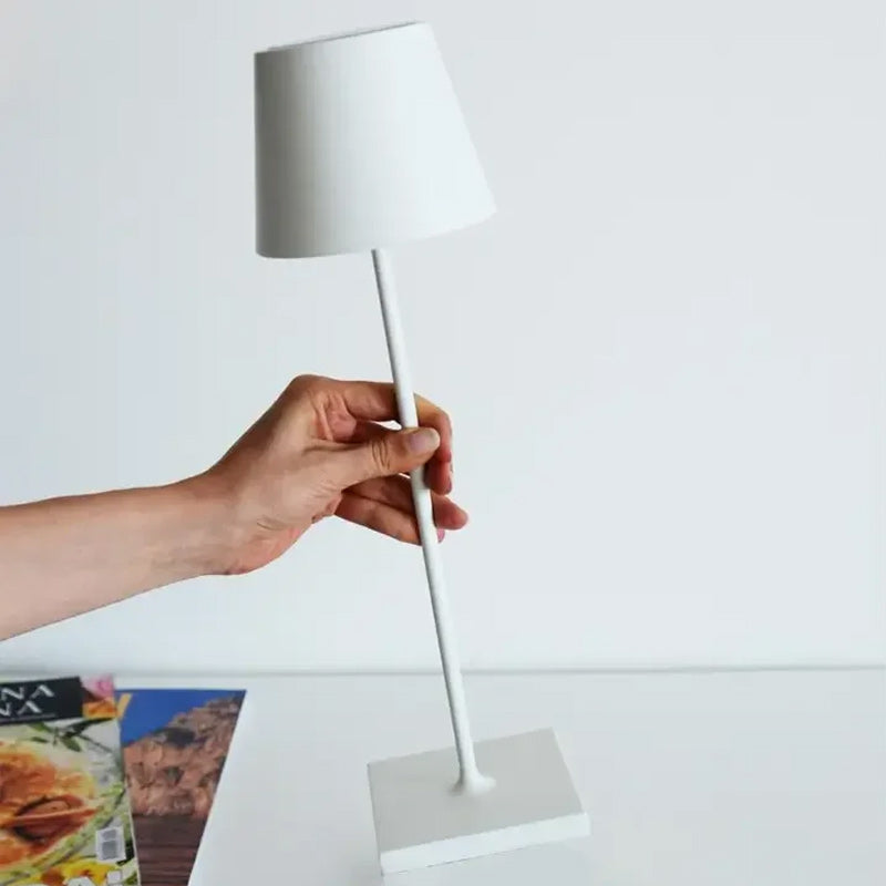 Frendorf | Moderne wiederaufladbare LED kabellose Tischlampe