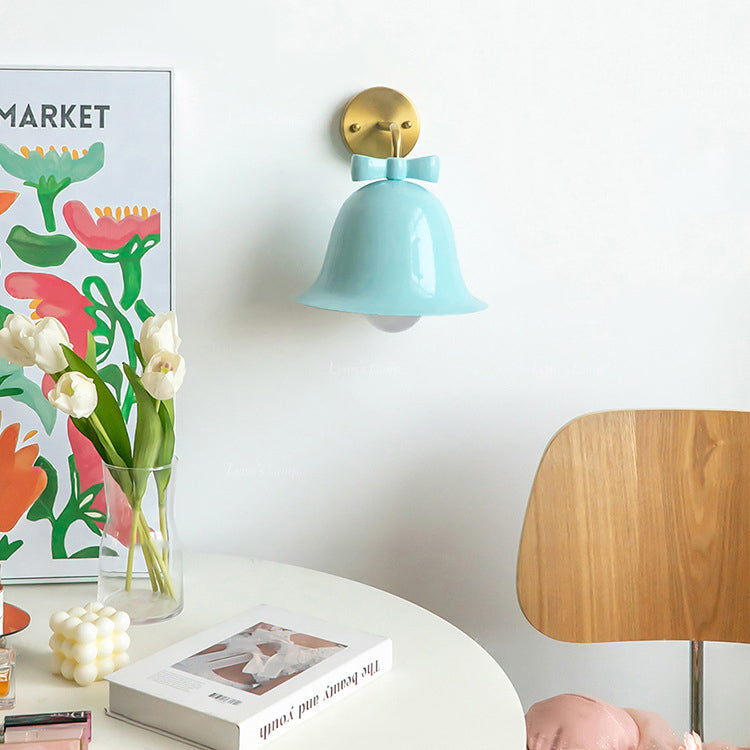 Frendorf | BelleFlare Französisches Design Wandlampe | Minimalistische Glockenform | Einzigartiges Dekor | Iron Wall Sconce