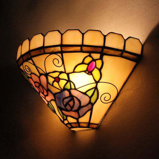 Frendorf | 1 Lichtbeige Kegelwandlamp met Bloem en Vlinder Gevlochten Glas Wandverlichting